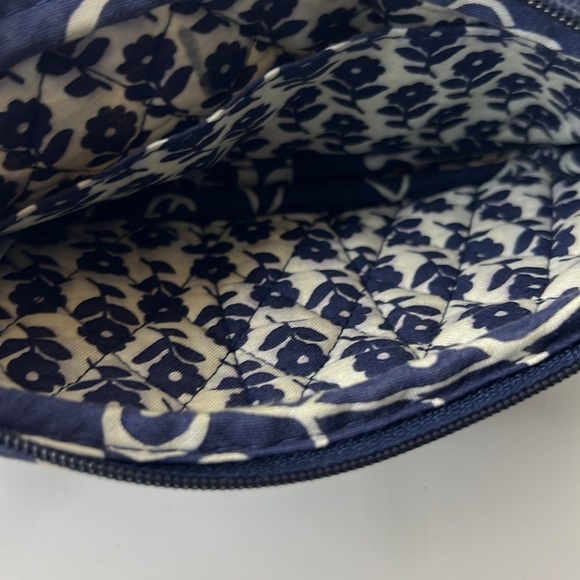 Vera Bradley cosmetic bag for women - Picture 7 of 7